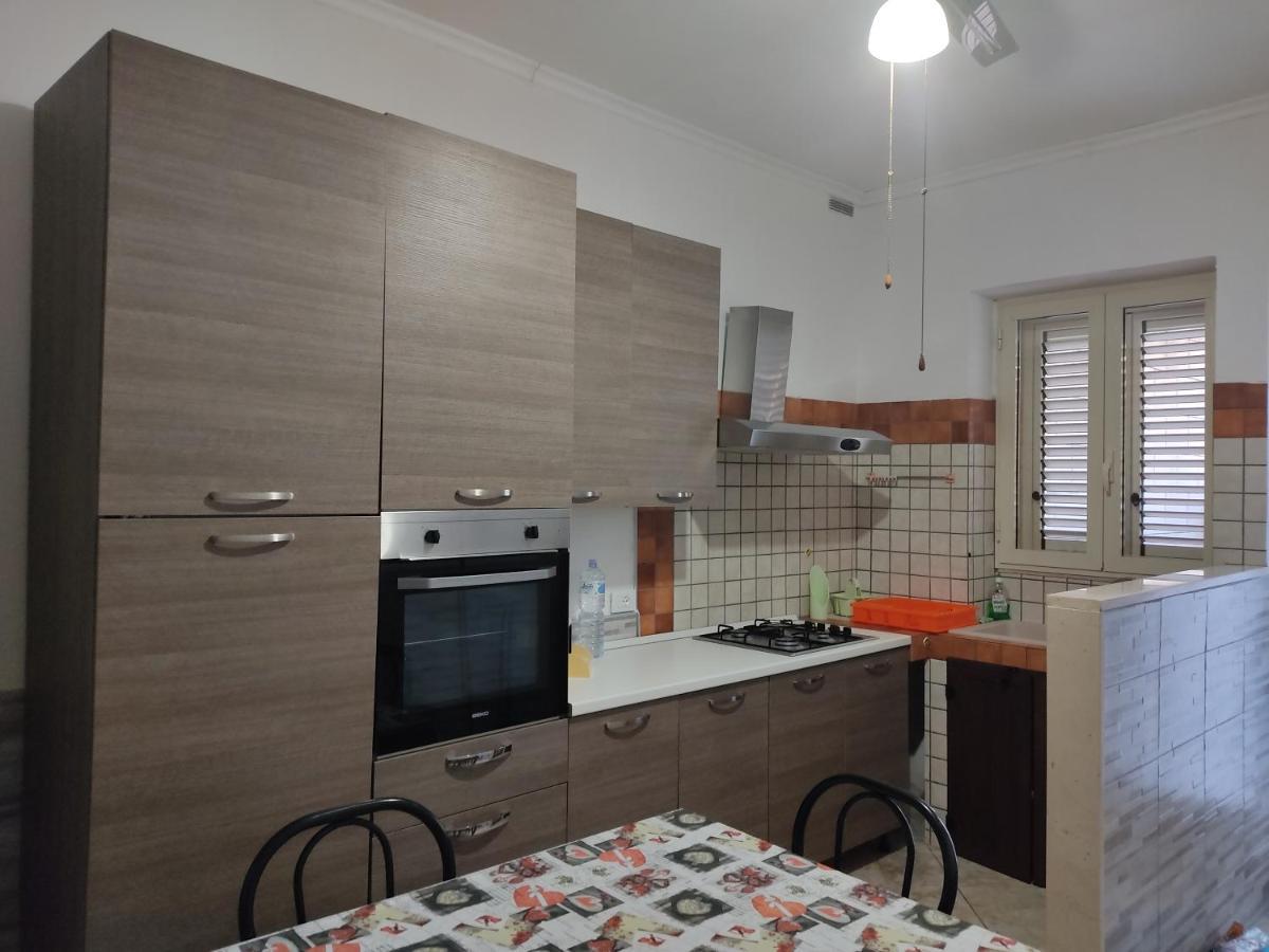 Casa Vacanza Villa Teresa Dix Torre Lapillo Exteriér fotografie