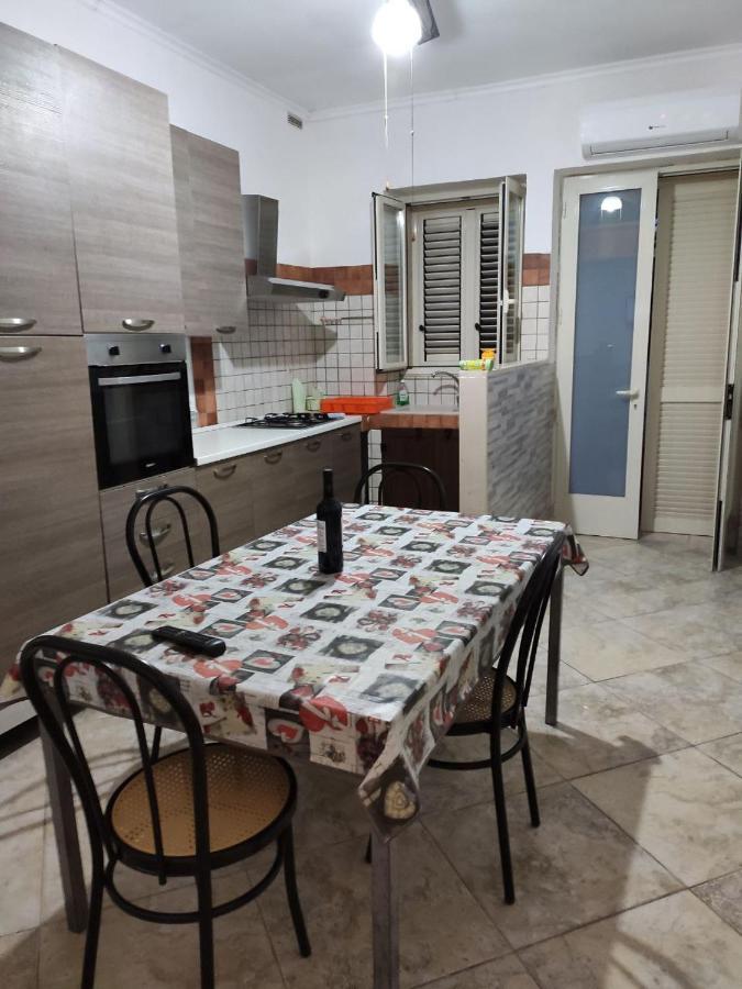 Casa Vacanza Villa Teresa Dix Torre Lapillo Exteriér fotografie